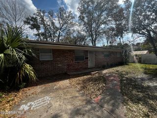 3970 WINTON Drive, Jacksonville, FL 32208