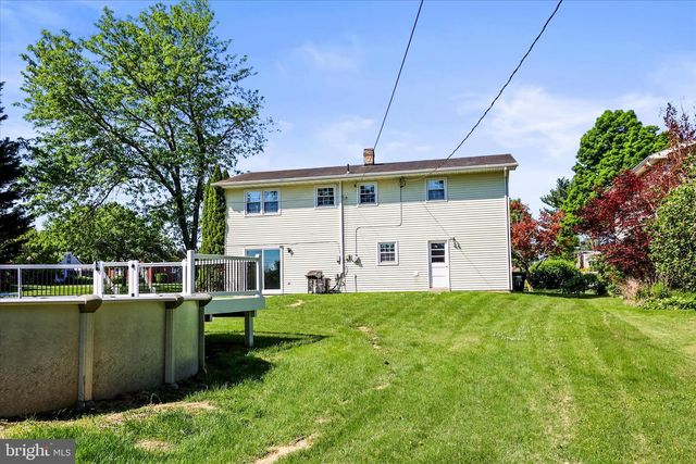 124 PARK HEIGHTS BLVD, Hanover, PA 17331
