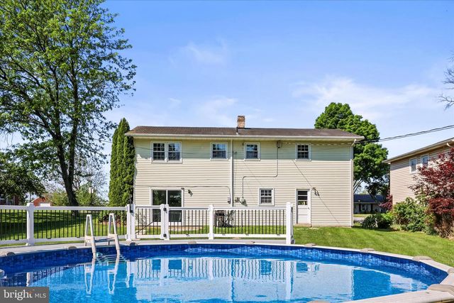 124 PARK HEIGHTS BLVD, Hanover, PA 17331
