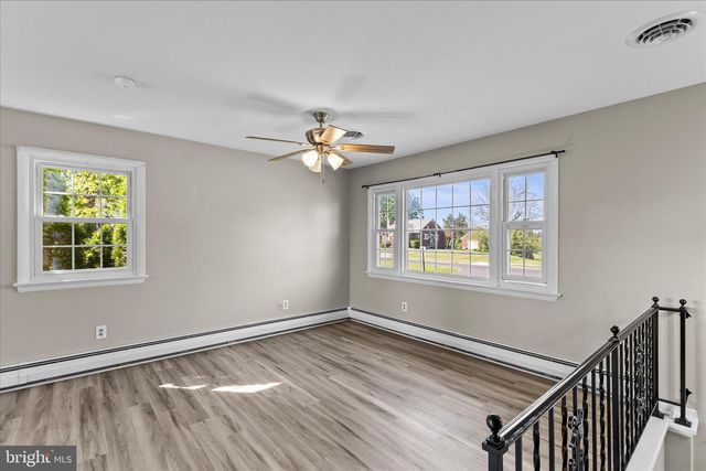 124 PARK HEIGHTS BLVD, Hanover, PA 17331