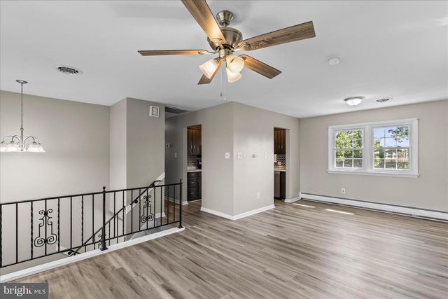 124 PARK HEIGHTS BLVD, Hanover, PA 17331