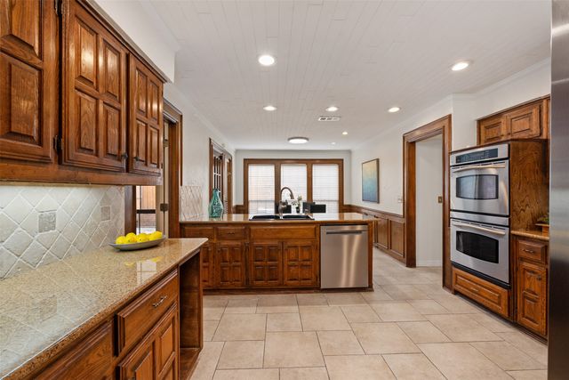 3813 Vicksburg Court, Plano, TX 75023