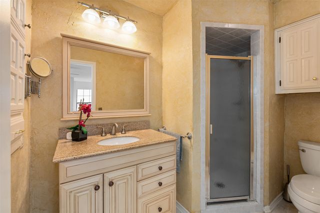 3813 Vicksburg Court, Plano, TX 75023