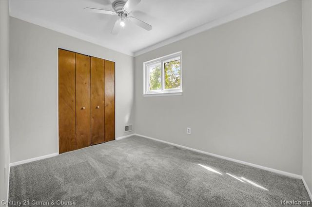 5938 Glenis Street, Taylor, MI 48180