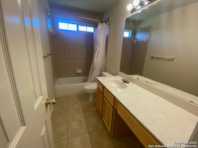 2007 Walsbrook, San Antonio, TX 78260