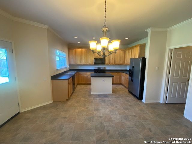 2007 Walsbrook, San Antonio, TX 78260