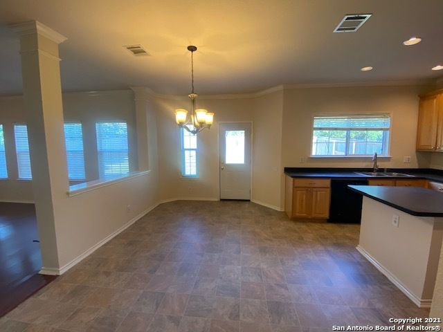 2007 Walsbrook, San Antonio, TX 78260