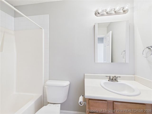 4422 Rose Meadow Drive, Hope Mills, NC 28348