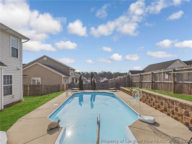 4422 Rose Meadow Drive, Hope Mills, NC 28348