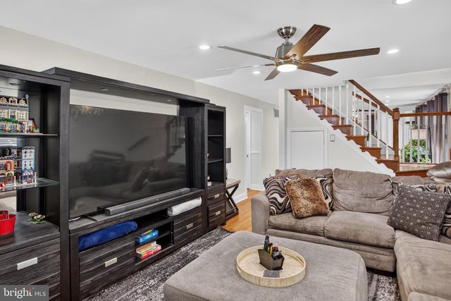2741 FERNWOOD AVE, Abington, PA 19001