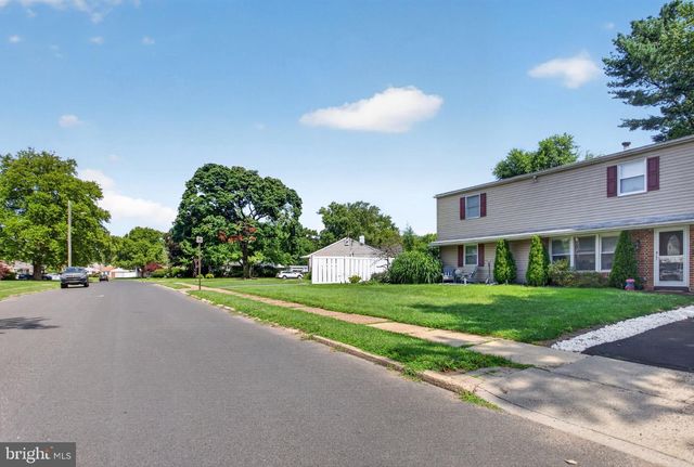 2741 FERNWOOD AVE, Abington, PA 19001