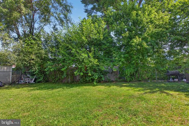 2741 FERNWOOD AVE, Abington, PA 19001