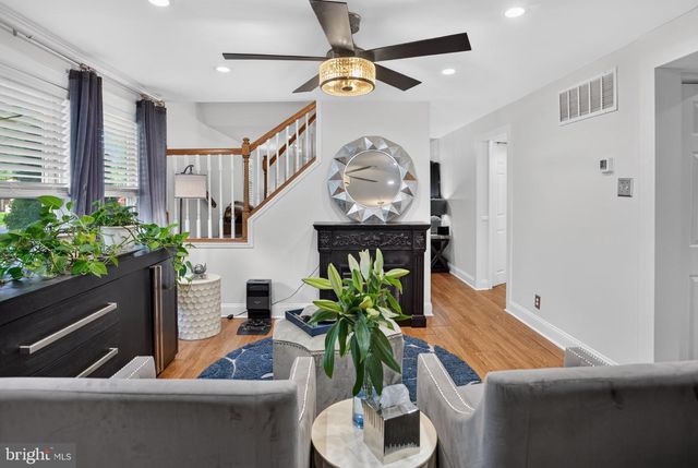 2741 FERNWOOD AVE, Abington, PA 19001
