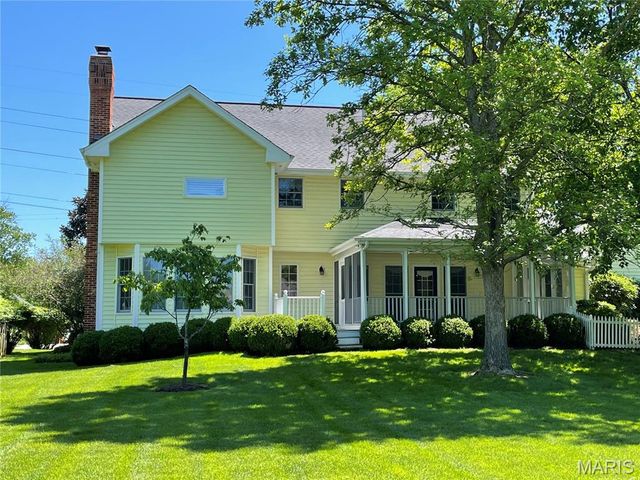 123 Saylesville Drive, Chesterfield, MO 63017