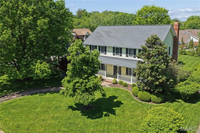 123 Saylesville Drive, Chesterfield, MO 63017