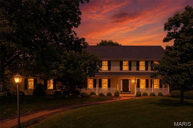 123 Saylesville Drive, Chesterfield, MO 63017