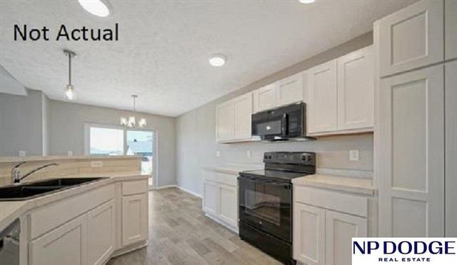 7630 N 50th Street, Lincoln, NE 68514