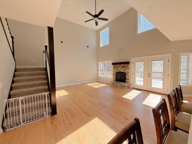 10755 Howard Trail, Mazomanie, WI 53560