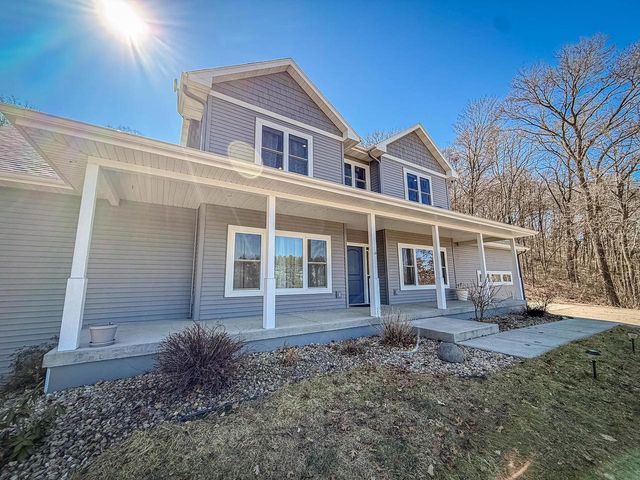10755 Howard Trail, Mazomanie, WI 53560