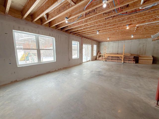 10755 Howard Trail, Mazomanie, WI 53560