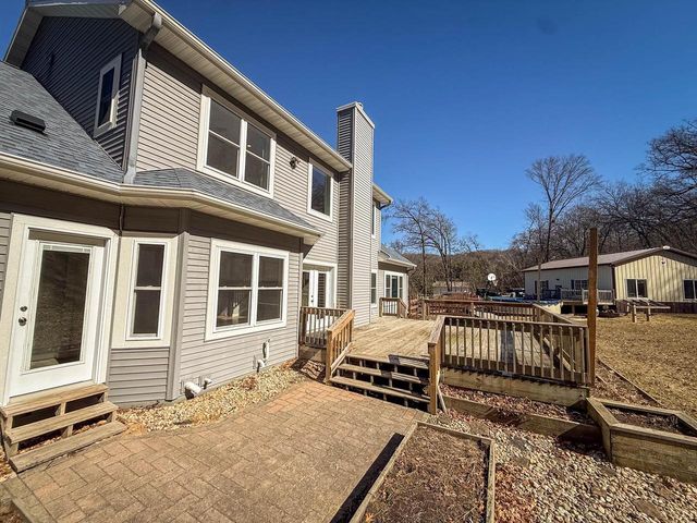 10755 Howard Trail, Mazomanie, WI 53560