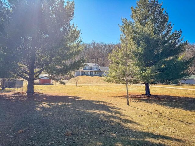 10755 Howard Trail, Mazomanie, WI 53560