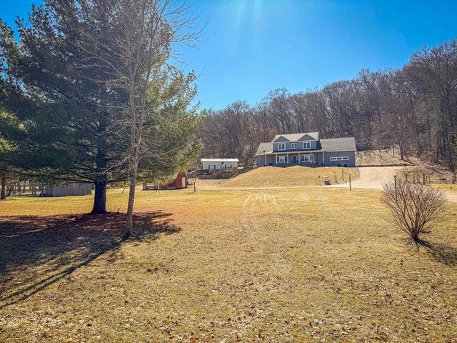 10755 Howard Trail, Mazomanie, WI 53560