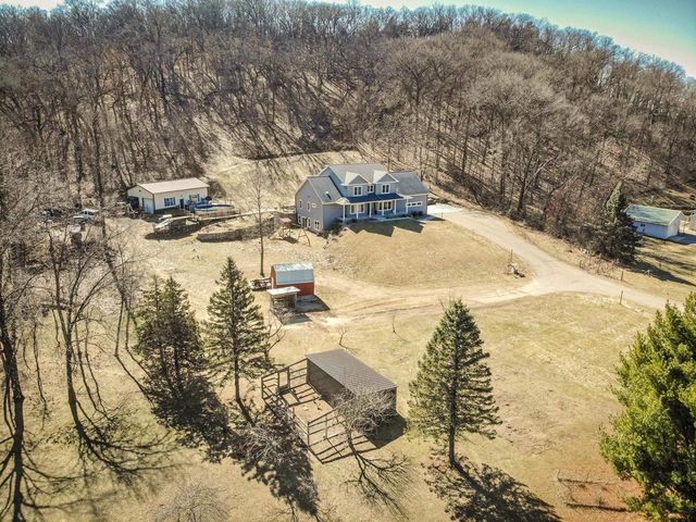 10755 Howard Trail, Mazomanie, WI 53560