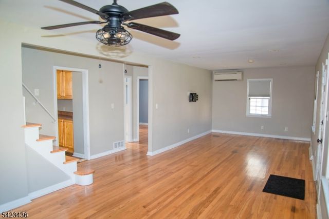 525 Passaic Ave, Kenilworth Boro, NJ 07033