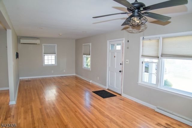 525 Passaic Ave, Kenilworth Boro, NJ 07033