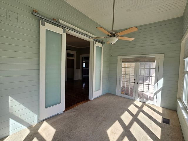 300 S Oak Street, Lorena, TX 76655