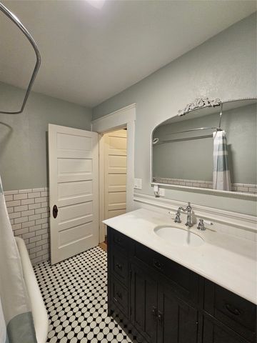 300 S Oak Street, Lorena, TX 76655