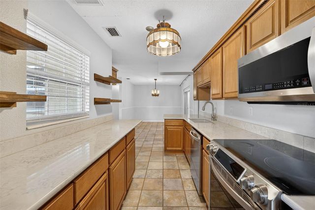 309 8TH STREET N, Dundee, FL 33838