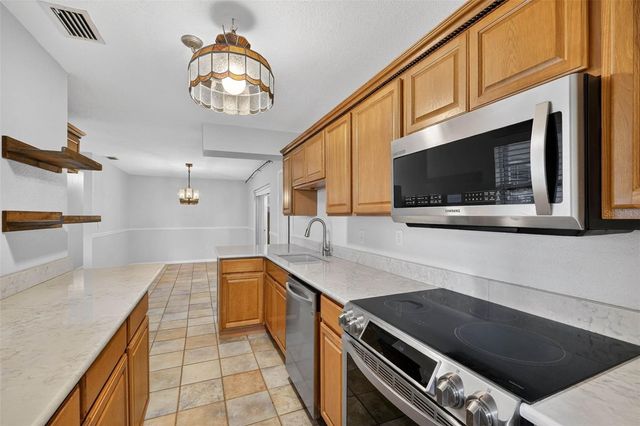 309 8TH STREET N, Dundee, FL 33838