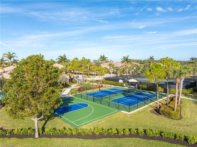 6532 Monterey PT 202, Naples, FL 34105