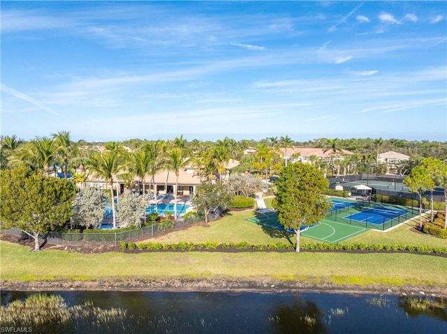 6532 Monterey PT 202, Naples, FL 34105