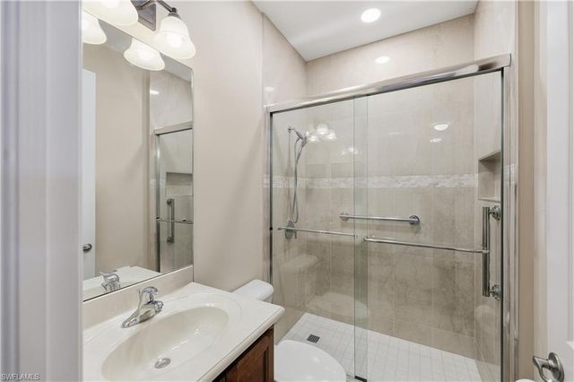 6532 Monterey PT 202, Naples, FL 34105