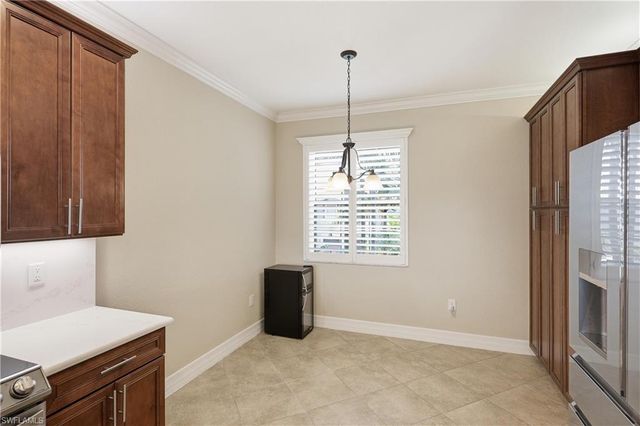 6532 Monterey PT 202, Naples, FL 34105