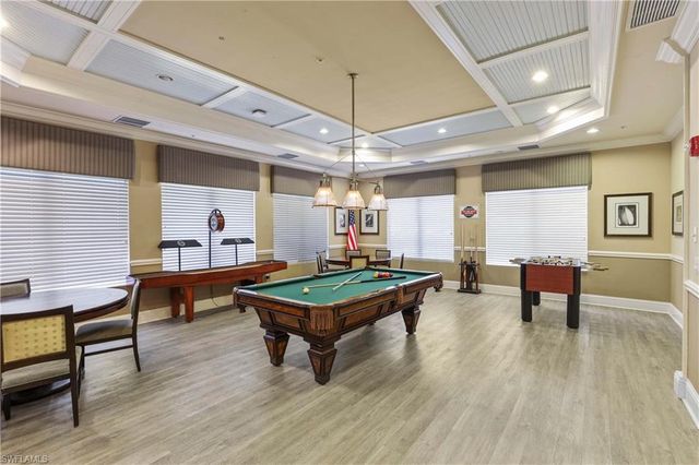 6532 Monterey PT 202, Naples, FL 34105