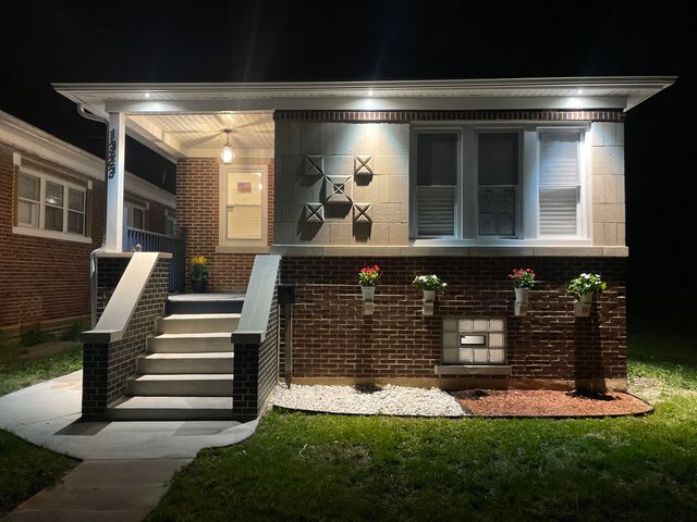 1323 Johnson Street, Gary, IN 46407