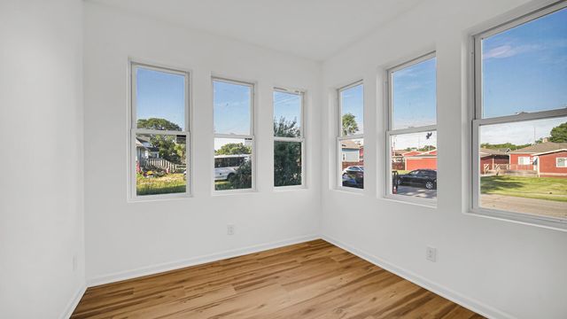1323 Johnson Street, Gary, IN 46407