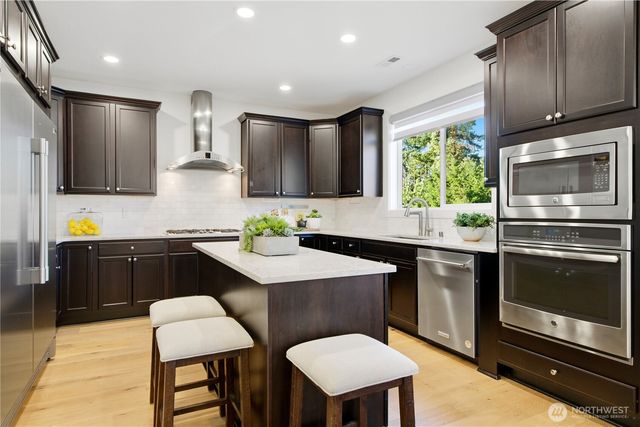 8402 121st Place SE, Newcastle, WA 98056