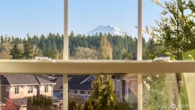 8402 121st Place SE, Newcastle, WA 98056