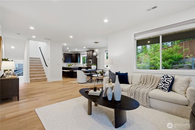 8402 121st Place SE, Newcastle, WA 98056