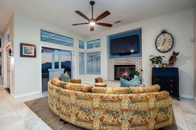 302 ALPINE TRAIL RD, Alpine, CA 91901