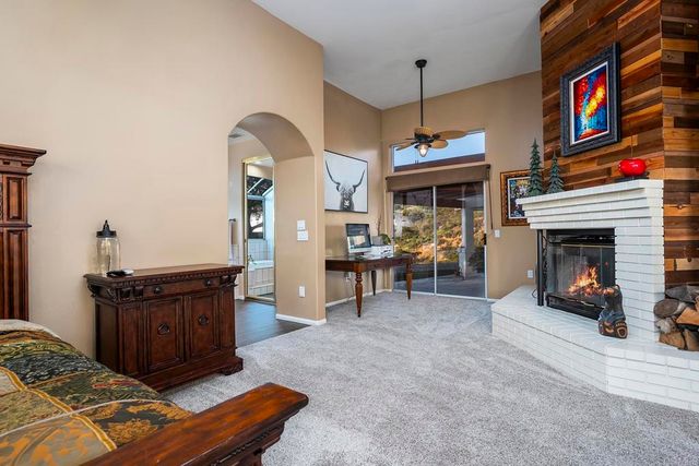 302 ALPINE TRAIL RD, Alpine, CA 91901