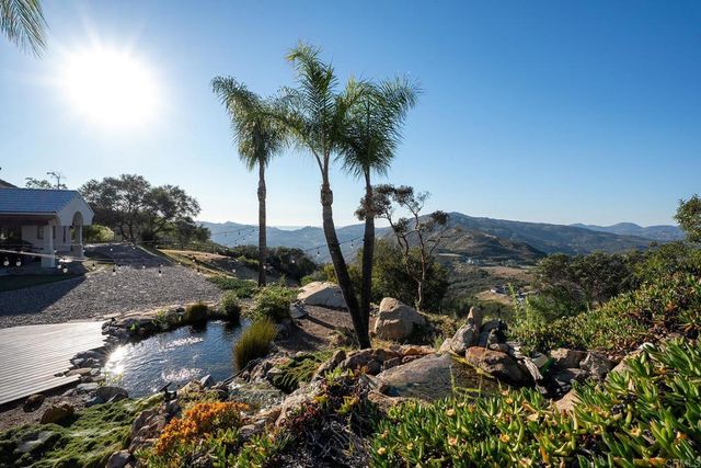 302 ALPINE TRAIL RD, Alpine, CA 91901