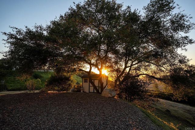 302 ALPINE TRAIL RD, Alpine, CA 91901