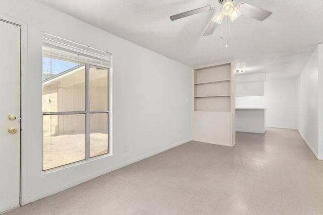 6911 Cooper LN B, Austin, TX 78745