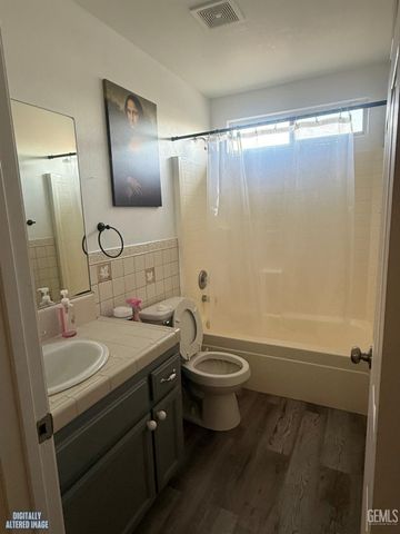 123 Obregon Avenue, Bakersfield, CA 93307
